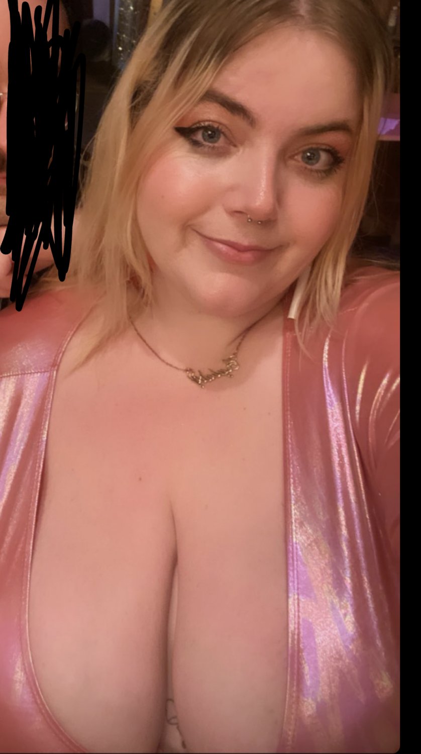 BBW Slut Barista Katie (NN) #0dFI2NlY