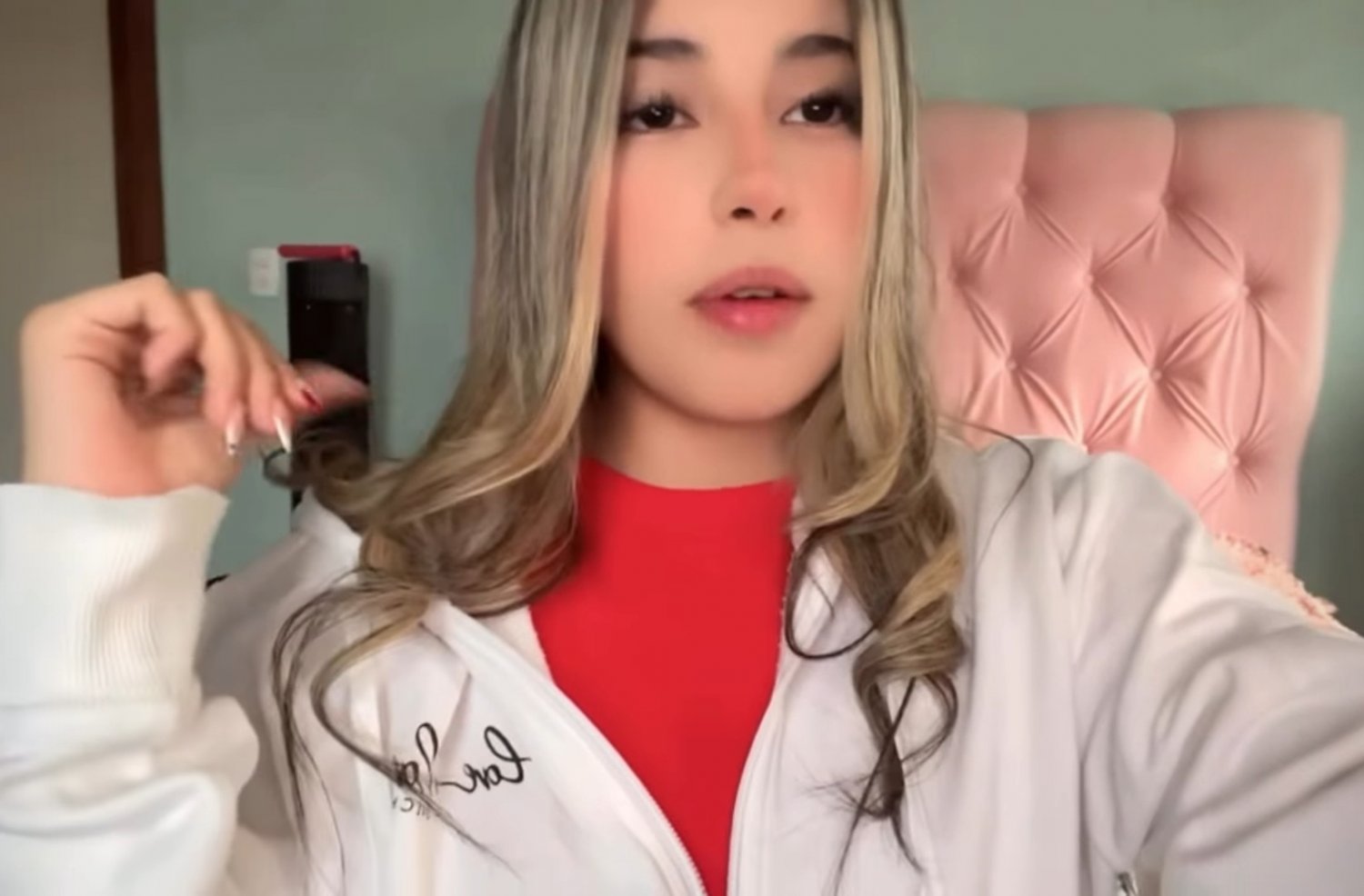 La putita nalgona de Nicol��🔥 #WVaFFVTU