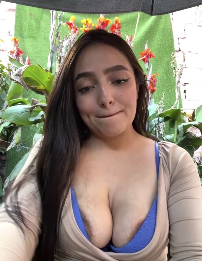 Online Student Caught Teasing for Grades #8o7UVFDe